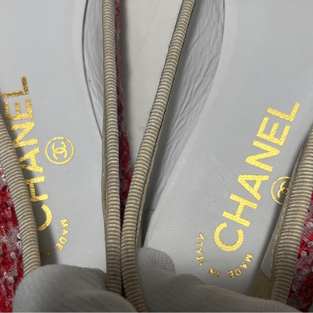 CHANEL Red Tweed & White Leather CC Bow Ballet Flats - Picture 8 of 13